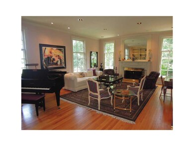 Living Room-L1.