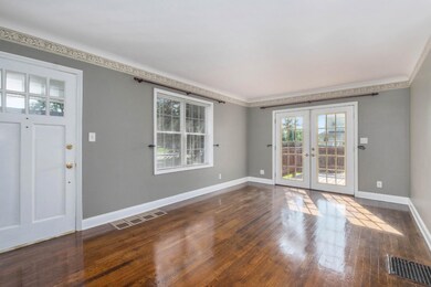 3533 Hickory Ave-23-