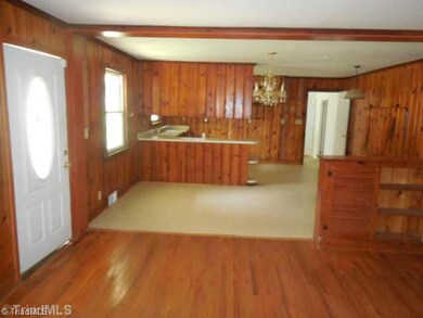 816 Lewis St, Asheboro, NC 27203 - photo 3