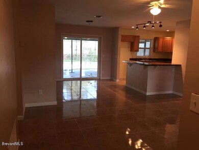 06 Living & Dining Room