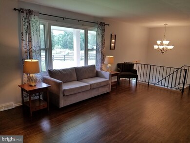 5716 Honilea Dr, Broad Run, VA 20137 - photo 5