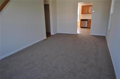 2288 Red Maple Dr, Coplay, PA 18037 - photo 3