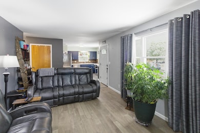 2610 Spaatz Ave, Columbus, OH 43204 - photo 3