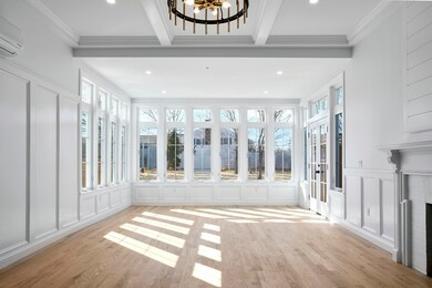101 Living/Dining Room