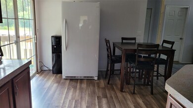 938 Bosque River Dr, Granbury, TX 76048 - photo 6