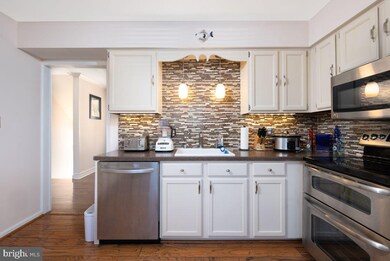 104 Solway Cir, Chalfont, PA 18914 - photo 6