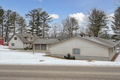 04-8035-Island-View-Dr-Newaygo-MI-49337-