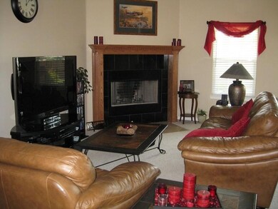 3209 White Oaks Dr, Abilene, TX 79606 - photo 6