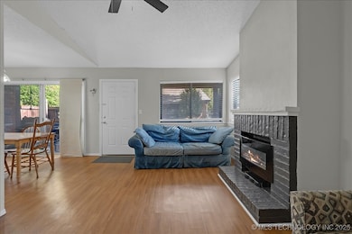 10907 E 11th Place unit 9, Tulsa, OK 74128 - photo 4