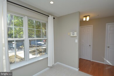 6828 Amber Hill Ct, District Heights, MD 20747 - photo 7