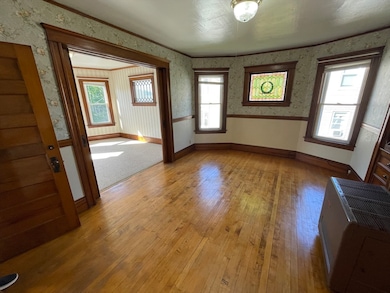 21 Watson Ave unit 2, Worcester, MA 01606 - photo 4