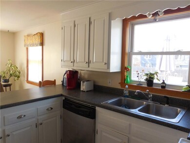 12 Deacon Rd, Yarmouth, ME 04096 - photo 3