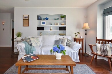 690 Elm St, South Dartmouth, MA 02748 - photo 4