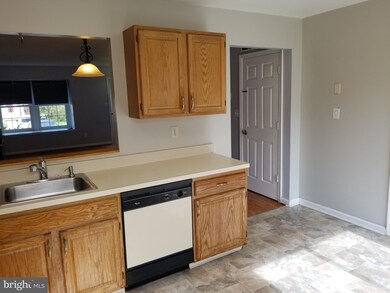 1535 Saint Christopher Ct, Edgewood, MD 21040 - photo 5