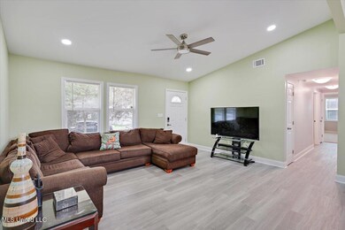 05-901 Post Rd