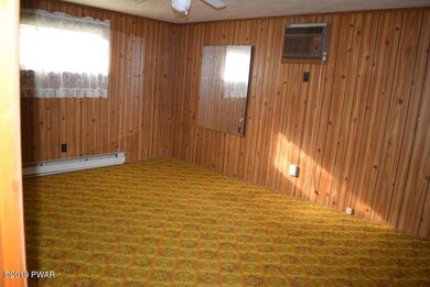 110 Texas Palmyra Hwy, Hawley, PA 18428 - photo 7