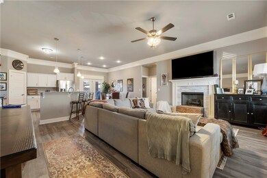 741 Captain Hopkins St, Prairie Grove, AR 72753 - photo 4