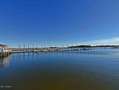 25 Ft Boat Slip
