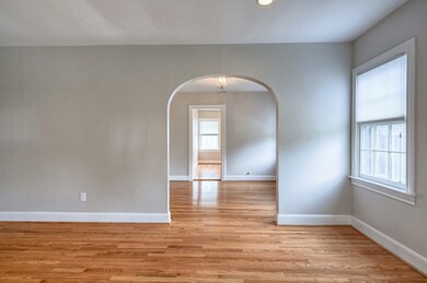 310 Eleanor St, Houston, TX 77009 - photo 7