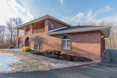 48 Scott Dr, Troy, NY 12180 - photo 2