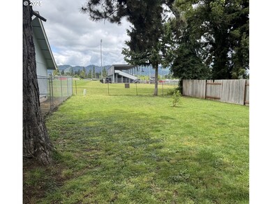 6002 A St, Springfield, OR 97478 - photo 3