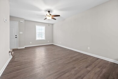 418 Peachers Mill Rd unit C4, Clarksville, TN 37042 - photo 5