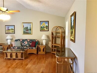 239 Meadow Oaks Dr, Statesville, NC 28625 - photo 7