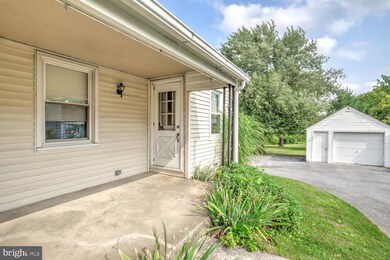 72 Park St, Stevens, PA 17578 - photo 5