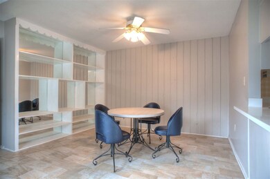 14x12 Breakfast/Keeping Room with Wall of   Custom