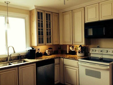 2 Alma Ave, Bristol, RI 02809 - photo 6