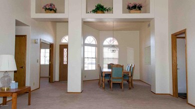 2432 S Honeysuckle Cir, Mesa, AZ 85209 - photo 3