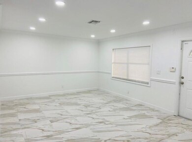 4836 Saratoga Rd, West Palm Beach, FL 33415 - photo 4