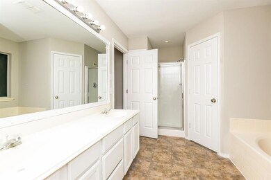 220 Preston Dr, Cleburne, TX 76033 - photo 7