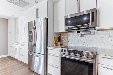 196 S Grant Ave unit 307, Columbus, OH 43215 - photo 4