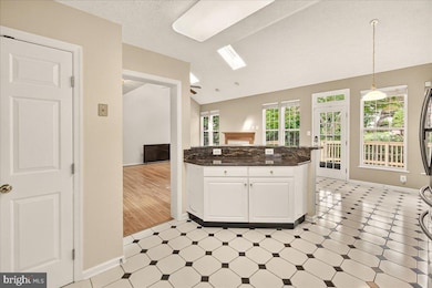 1708 Algonquin Rd, Frederick, MD 21701 - photo 4