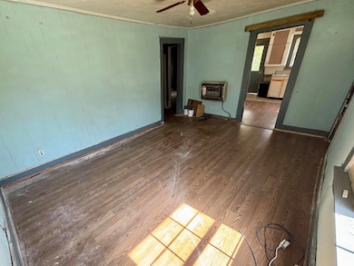 129 S 4th St, Vinita, OK 74301 - photo 7