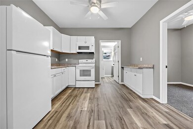 1128 K St SW, Cedar Rapids, IA 52404 - photo 7