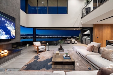 811 Magnum Cliff Ct, Henderson, NV 89012 - photo 6