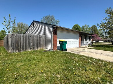 1498 Pebble Beach Dr, Franklin, IN 46131 - photo 2