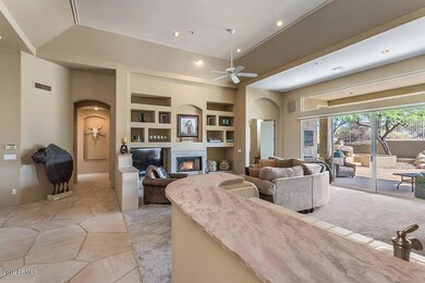 11130 E Mark Ln-8