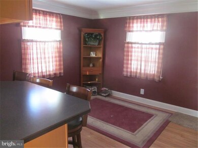 945 Cherry Ln, Southampton, PA 18966 - photo 6