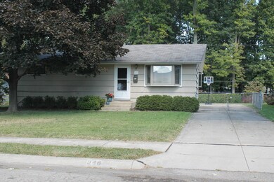 HouseFront3