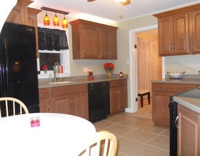 424 Ardmore Ave, Erie, PA 16505 - photo 3