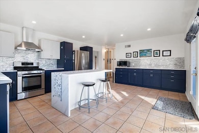 10853 Westonhill Dr, San Diego, CA 92126 - photo 5