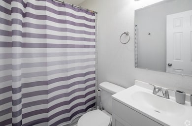 405 Beech St unit 12, Clarksville, TN 37042 - photo 6