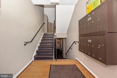 817 Stratford Way unit D, Frederick, MD 21701 - photo 3