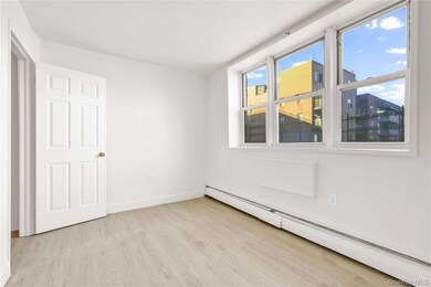 34-20 Parsons Blvd unit 4, Flushing, NY 11354 - photo 5