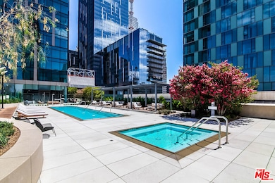 Metropolis Los Angeles - Tower I unit 905, Los Angeles, CA 90017 - photo 3