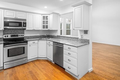 87 Glen Rd unit 10, Brookline, MA 02445 - photo 5