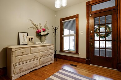 297 E Whittier St, Columbus, OH 43206 - photo 5